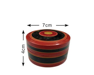 Traditional hand made lacquered box (TD009) Traditional hand made lacquered box (TD009)