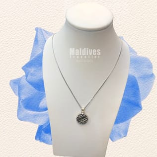 Silver pendant with onyx (PH236) Silver pendant with onyx (PH236)