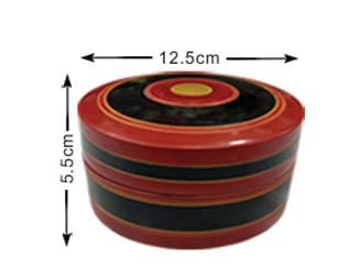 Traditional hand made lacquered box (TD012) Traditional hand made lacquered box (TD012)