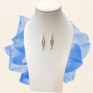 Silver dangle earring with sea shell (EH509) Silver dangle earring with sea shell (EH509)