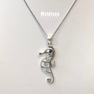 Silver pendant with sea shell (PH215) Silver pendant with sea shell (PH215)