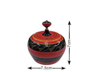 Traditional hand made lacquered box (TD005) Traditional hand made lacquered box (TD005)