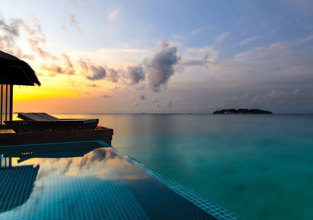 Sheraton Maldives Full Moon Resort & Spa Sheraton Maldives Full Moon Resort & Spa