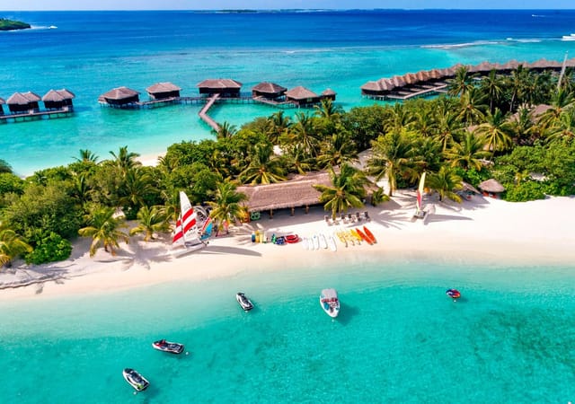 Sheraton Maldives Full Moon Resort & Spa Sheraton Maldives Full Moon Resort & Spa