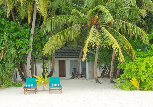 Holiday Island Resort & Spa Holiday Island Resort & Spa