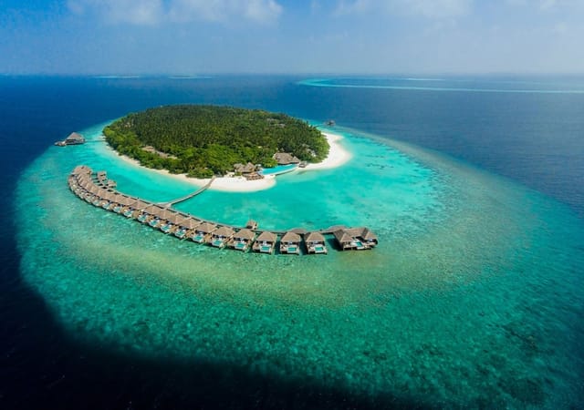 Dusit Thani Maldives Dusit Thani Maldives