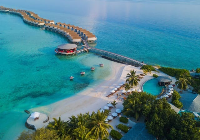 Centara Rasfushi Resort & Spa Maldives Centara Rasfushi Resort & Spa Maldives