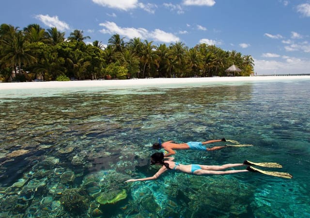 Vilamendhoo Island Resort & Spa Vilamendhoo Island Resort & Spa