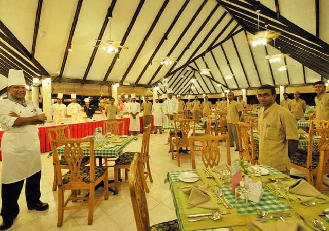 Holiday Island Resort & Spa Holiday Island Resort & Spa