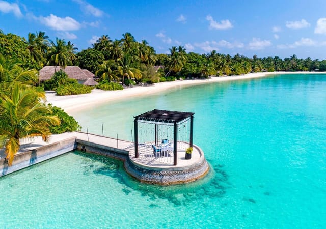 Sheraton Maldives Full Moon Resort & Spa Sheraton Maldives Full Moon Resort & Spa