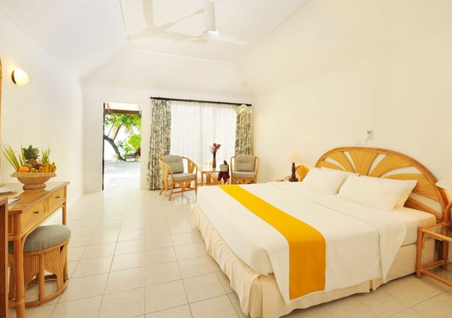 Holiday Island Resort & Spa Holiday Island Resort & Spa