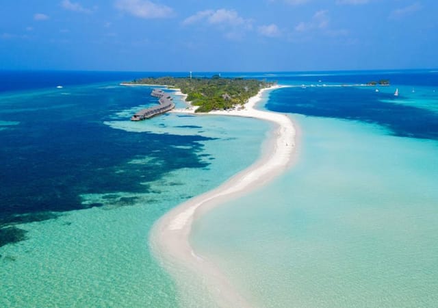 Kuredu Island Resort & Spa Kuredu Island Resort & Spa