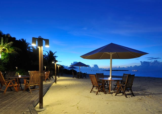 Holiday Island Resort & Spa Holiday Island Resort & Spa
