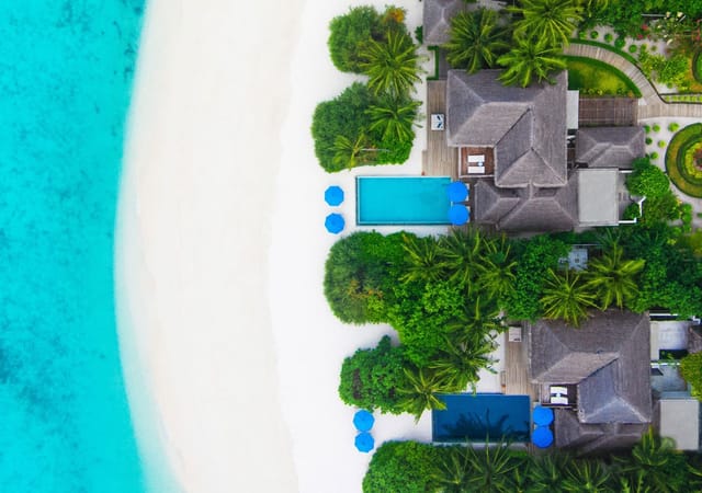 Dusit Thani Maldives Dusit Thani Maldives