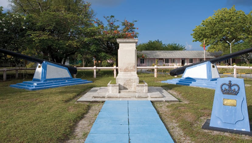 L'interessante storia di come gli inglesi portarono la seconda guerra mondiale alle Maldive L'interessante storia di come gli inglesi portarono la seconda guerra mondiale alle Maldive